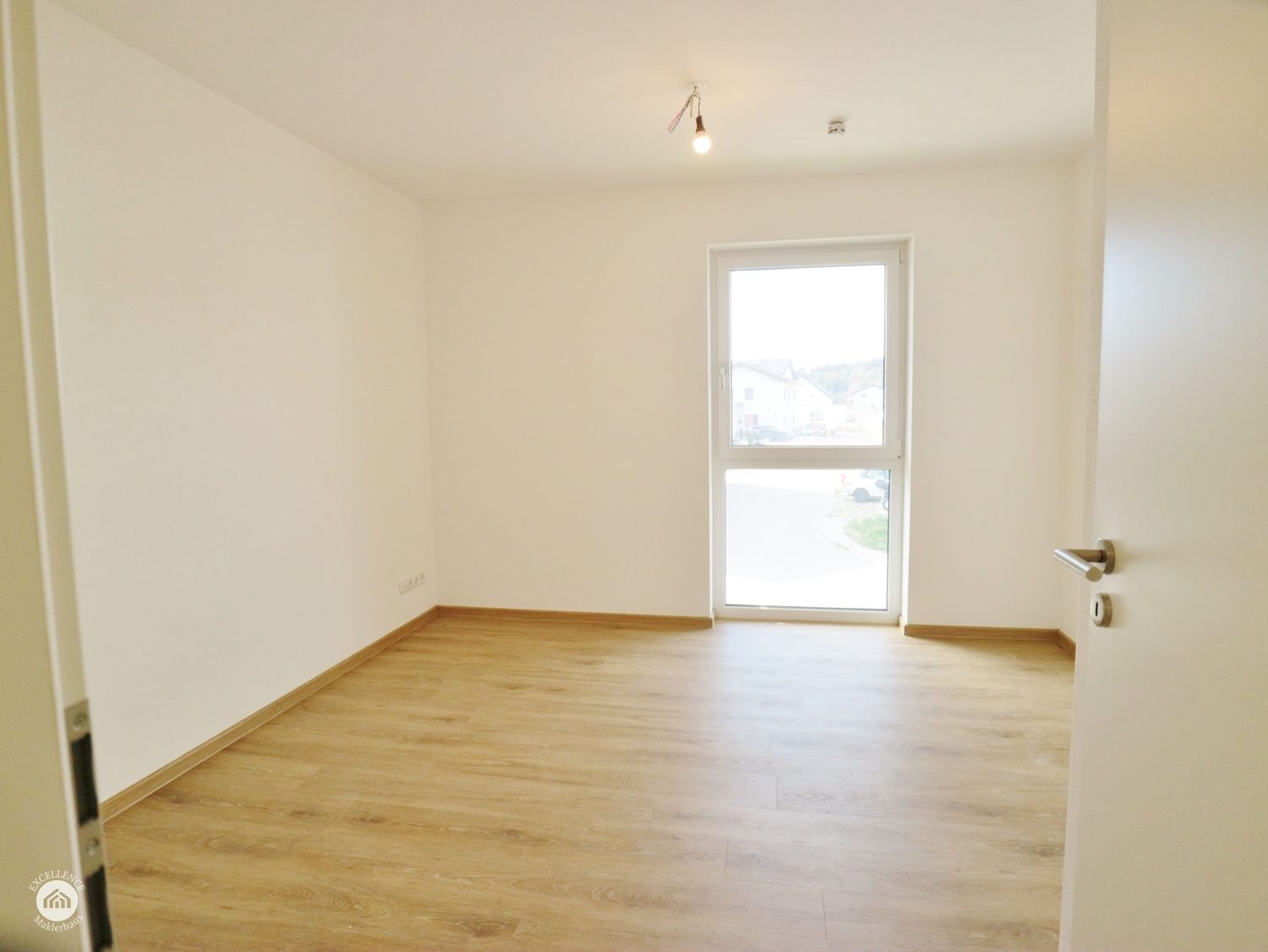 Immobilienangebot - Lautrach - Alle - Erstbezug - moderne 3-Zimmer-Wohnung mit großem Südbalkon im schönen Illerwinkel!