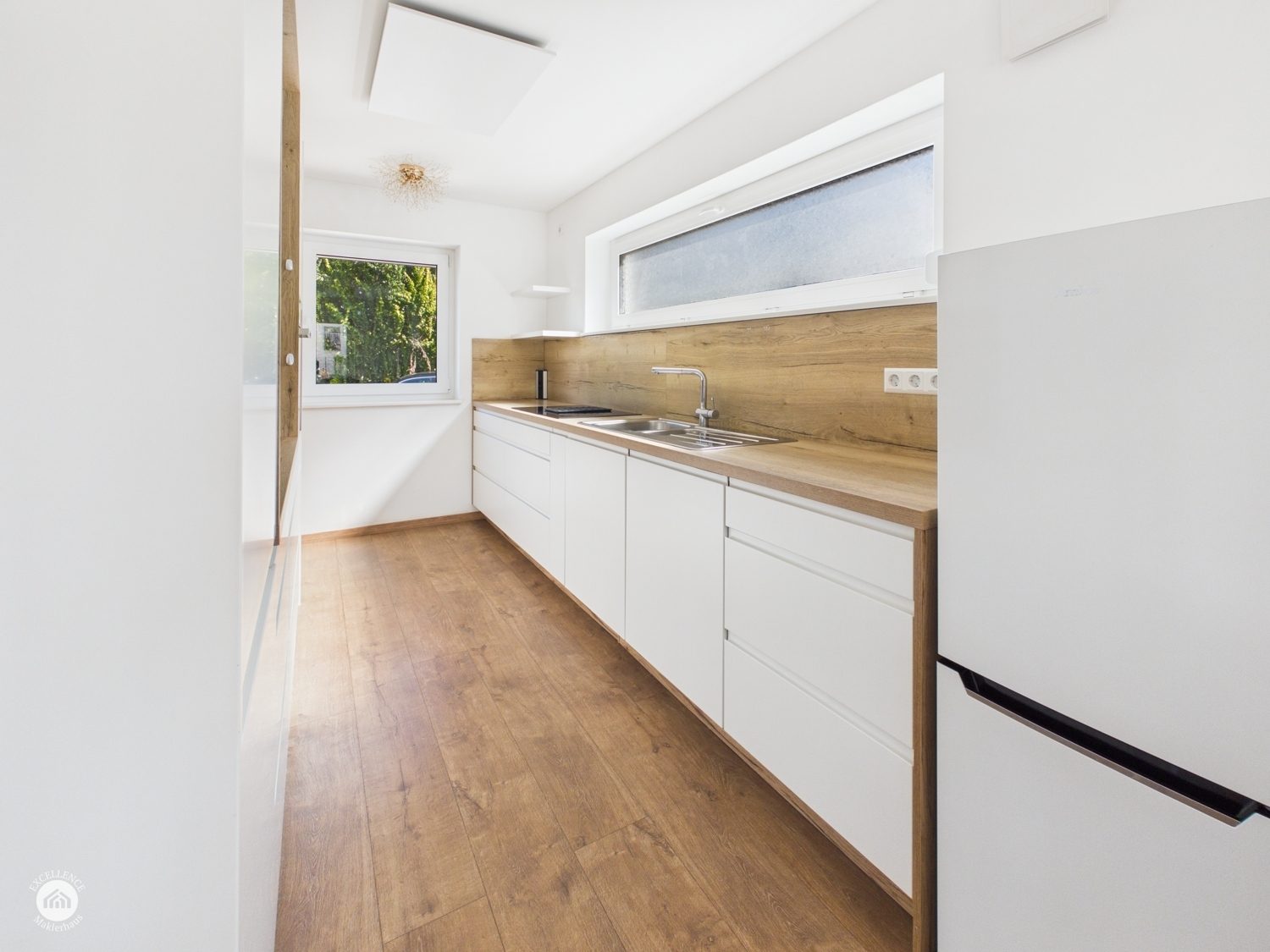 Immobilienangebot - Leipheim - Alle - Modernes Zuhause mit Garten – 5 Zimmer, energieeffizient und viel Platz zum Leben