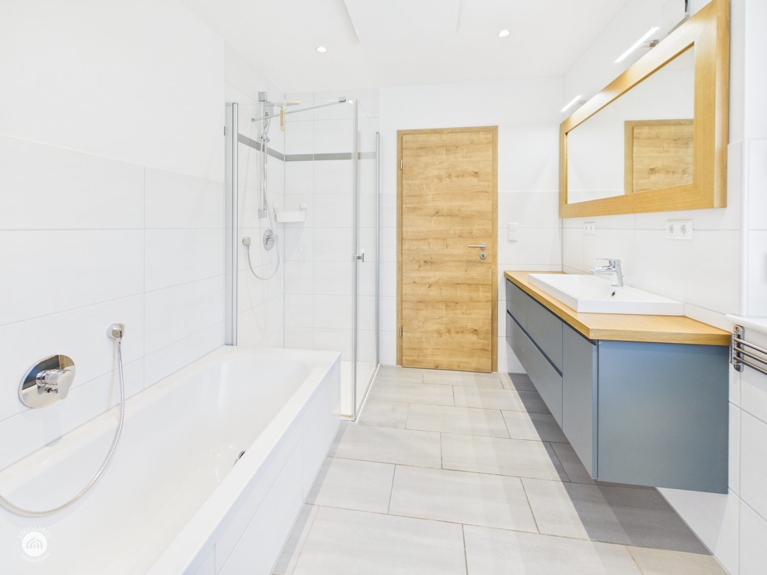 Immobilienangebot - Leipheim - Alle - Modernes Zuhause mit Garten – 5 Zimmer, energieeffizient und viel Platz zum Leben