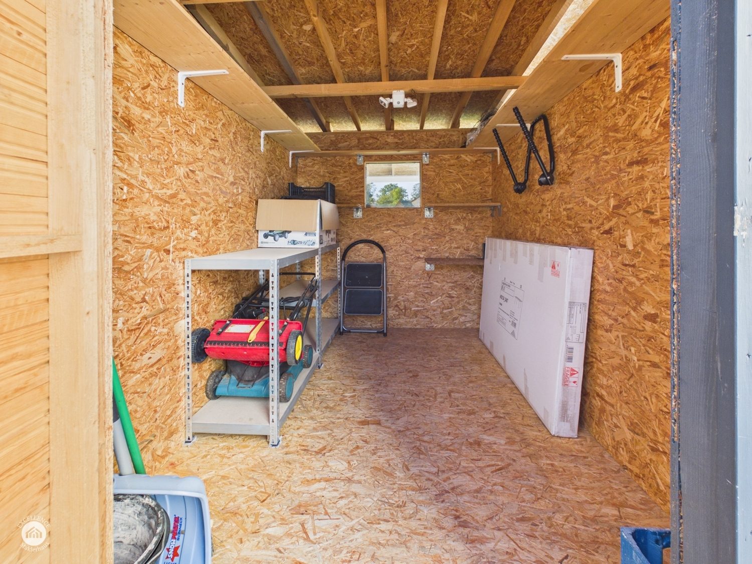Immobilienangebot - Leipheim - Alle - Modernes Zuhause mit Garten – 5 Zimmer, energieeffizient und viel Platz zum Leben