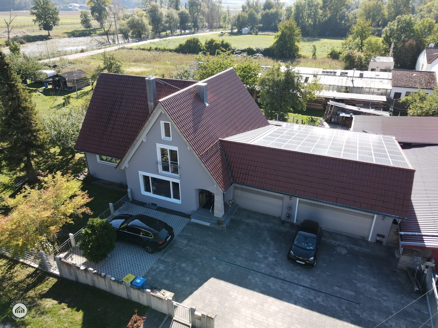 Immobilienangebot - Günzburg / Wasserburg - Alle - FAMILIENPARADIES mit Pool, Pavillon und 1.678 m² Grundstück