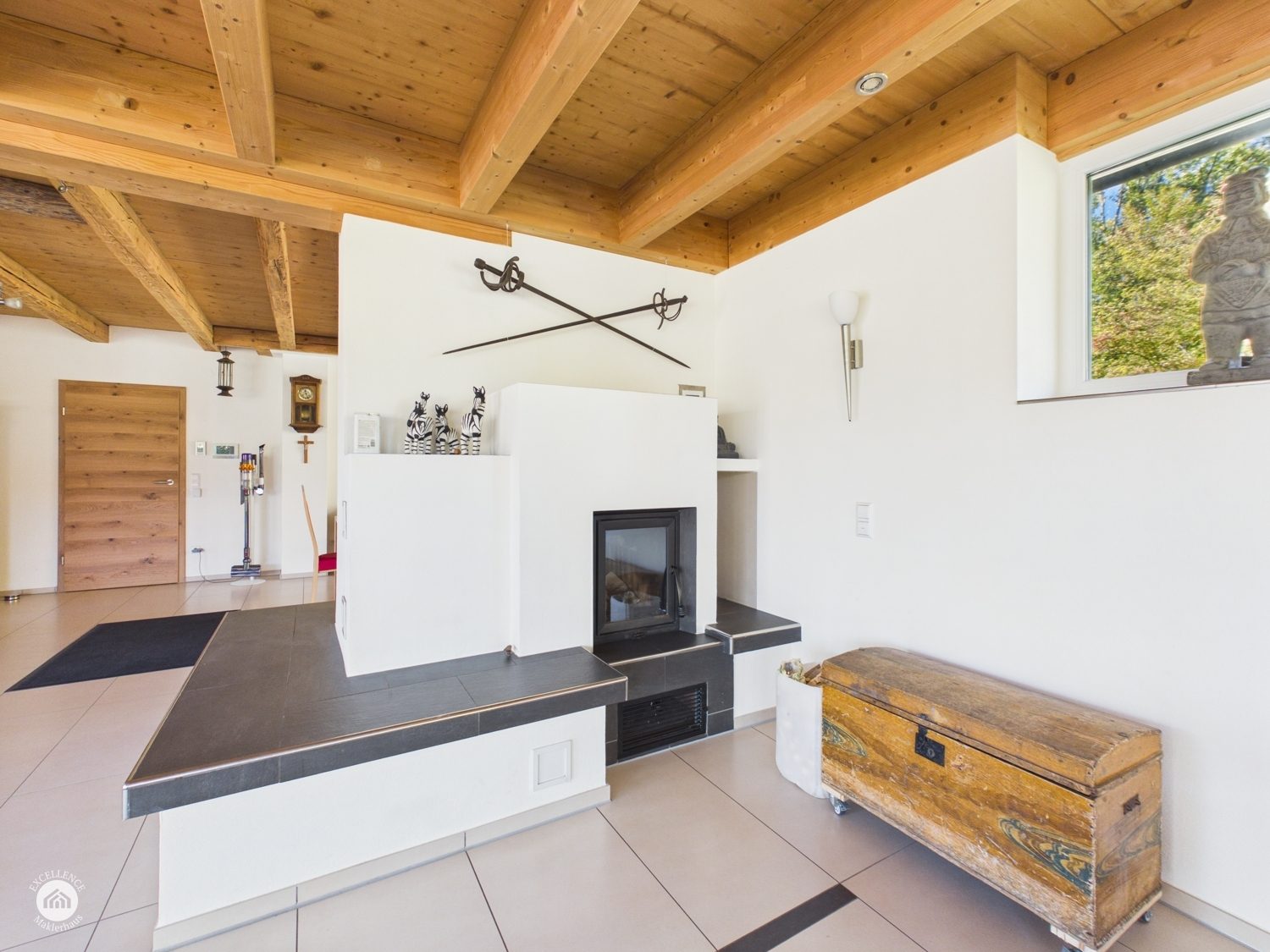 Immobilienangebot - Günzburg / Wasserburg - Alle - FAMILIENPARADIES mit Pool, Pavillon und 1.678 m² Grundstück