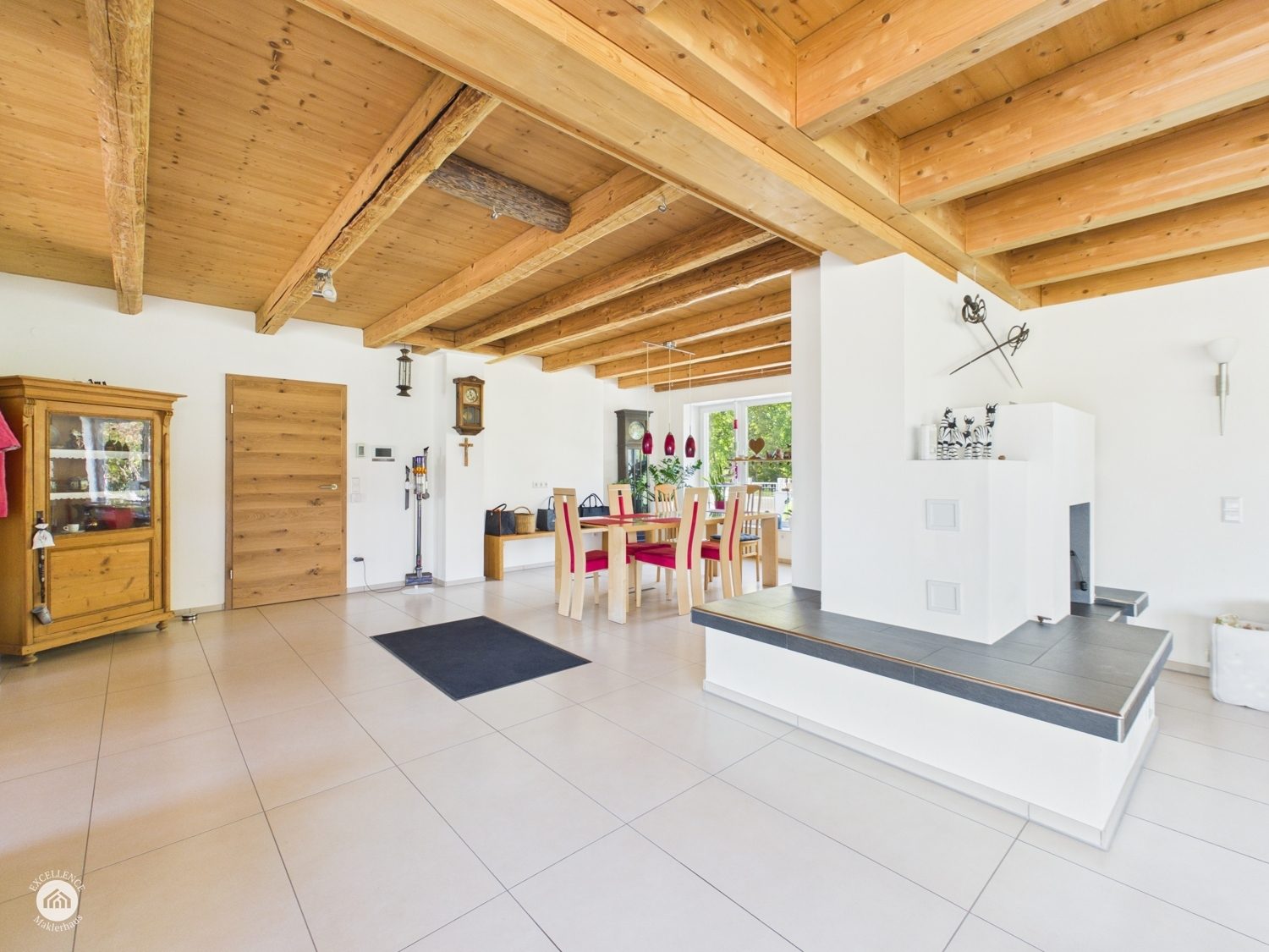 Immobilienangebot - Günzburg / Wasserburg - Alle - FAMILIENPARADIES mit Pool, Pavillon und 1.678 m² Grundstück