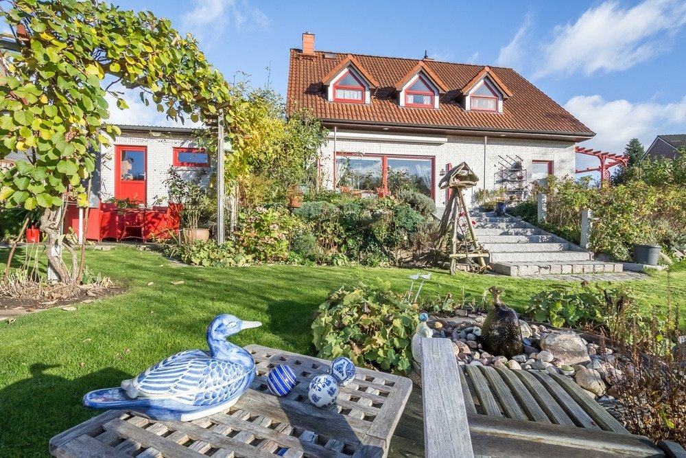 Immobilienangebot - Malente - Alle - Gepflegtes modernes Haus mit traumhaftem Garten
