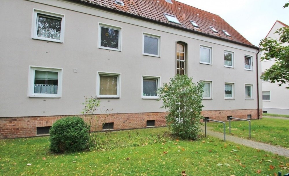 Immobilienangebot - Neustadt - Alle - Sonnige Dachgeschosswohnung. Zur Selbstnutzung oder als Kapitalanlage