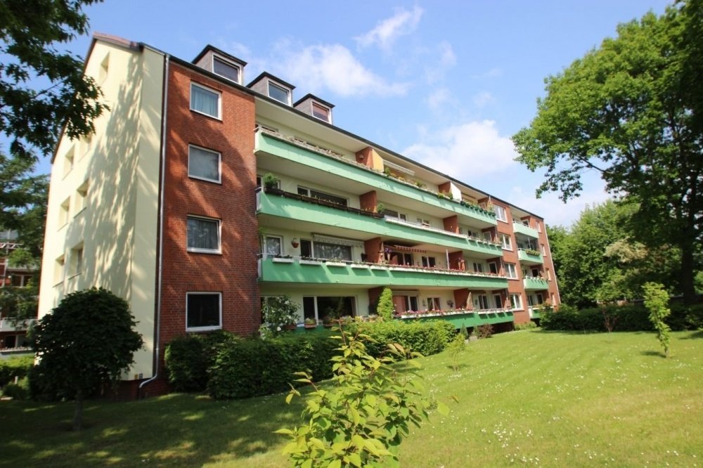 Immobilienangebot - Lübeck - Alle - Ideal für Familien-Großzügige Wohnung mit Balkon in Uninähe