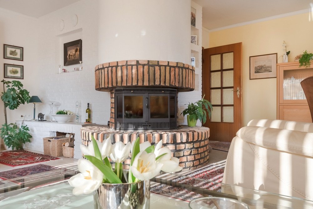 Immobilienangebot - Eutin - Alle - Gepflegtes Haus mit  Nebengebäude in ruhiger Seitenstraße