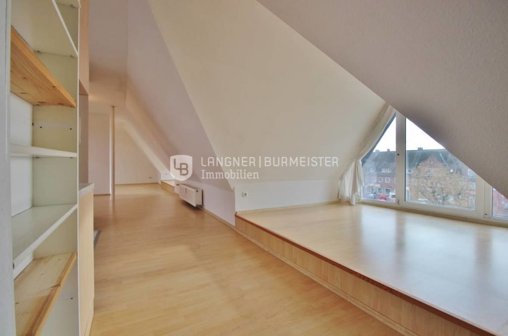 Offene Wohnraumgestaltung Immobilienangebot - Kiel - Alle - Außergewöhnliche Dachwohnung für Individualisten!
