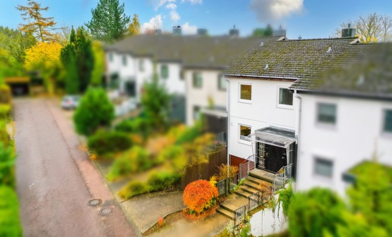 Immobilienangebot - Molfsee - Alle - In der Reihe, aber nicht von der Stange! Reihenmittelhaus in ruhiger Lage sucht neue Eigentümer!