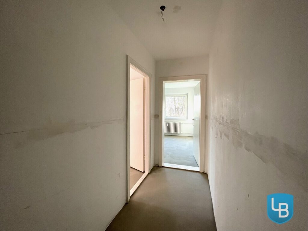 Immobilienangebot - Kiel - Alle & Rest (Wohnen) - Renovierungsbedürftige Eigentumswohnungen mit Blick auf die Kieler Förde!