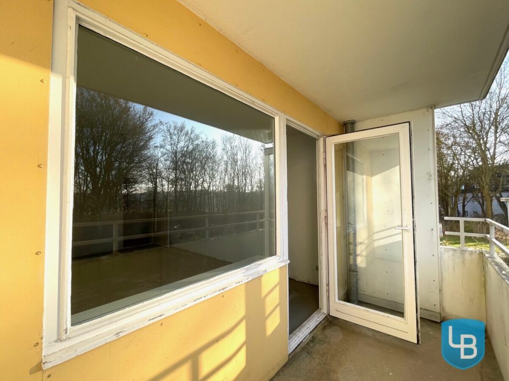 Immobilienangebot - Kiel - Alle & Rest (Wohnen) - Renovierungsbedürftige Eigentumswohnungen mit Blick auf die Kieler Förde!