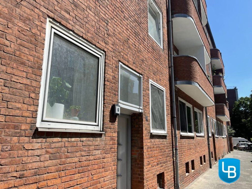 Immobilienangebot - Kiel - Alle & Rest (Wohnen) - Vermietete Altbauwohnung Nähe Städtisches Krankenhaus