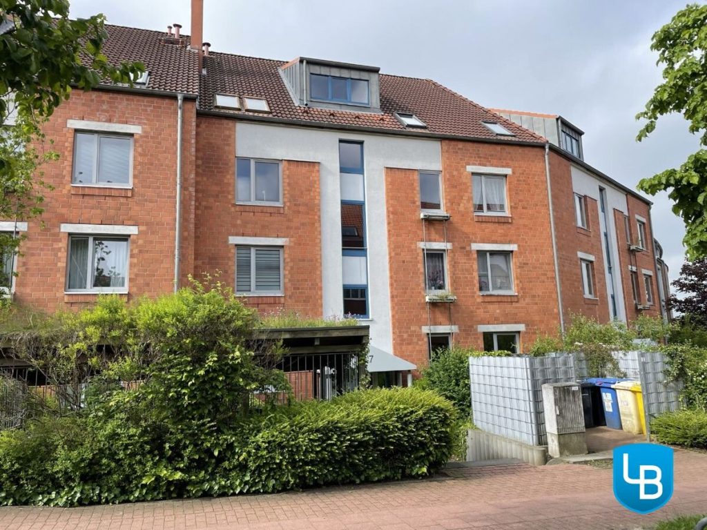 Vorderansicht Haus 7 Immobilienangebot - Kiel - Alle & Rest (Wohnen) - Vermietete Eigentumswohnung in Wellsee zu verkaufen