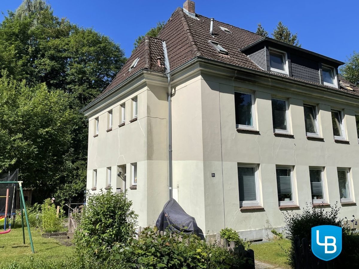 Immobilienangebot - Kiel - Alle - Mehrfamilienhaus mit drei Wohneinheiten in ruhiger Lage!