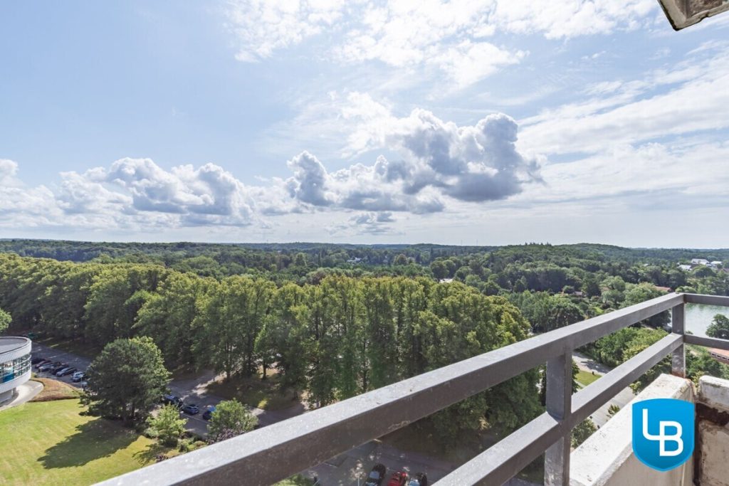Immobilienangebot - Plön - Alle & Rest (Wohnen) - Diesen Ausblick können Sie mieten! Schöne 2-Zimmer Wohnung direkt am "Großen Plöner See".