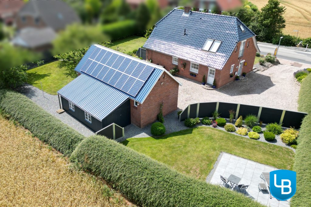 Immobilienangebot - Lensahn - Alle & Rest (Wohnen) - Einfamilienhaus mit separater Gewerbeeinheit: 
Wohnen und Arbeiten unter einem Dach
