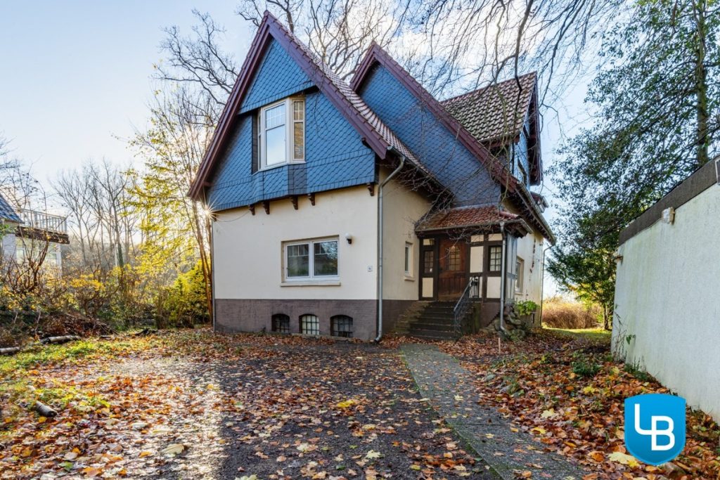 Immobilienangebot - Heikendorf - Alle & Rest (Wohnen) - Villa am Ostseeparadies: Einzigartige Oase zwischen Wald und Wellen