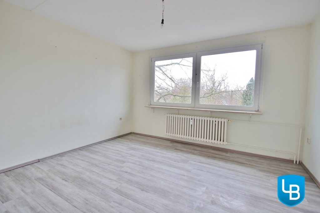 Immobilienangebot - Kiel / Schilksee - Alle & Rest (Wohnen) - Freie Wohnung in Schilksee mit Renovierungsbedarf für die Familie sucht neuen Eigentümer