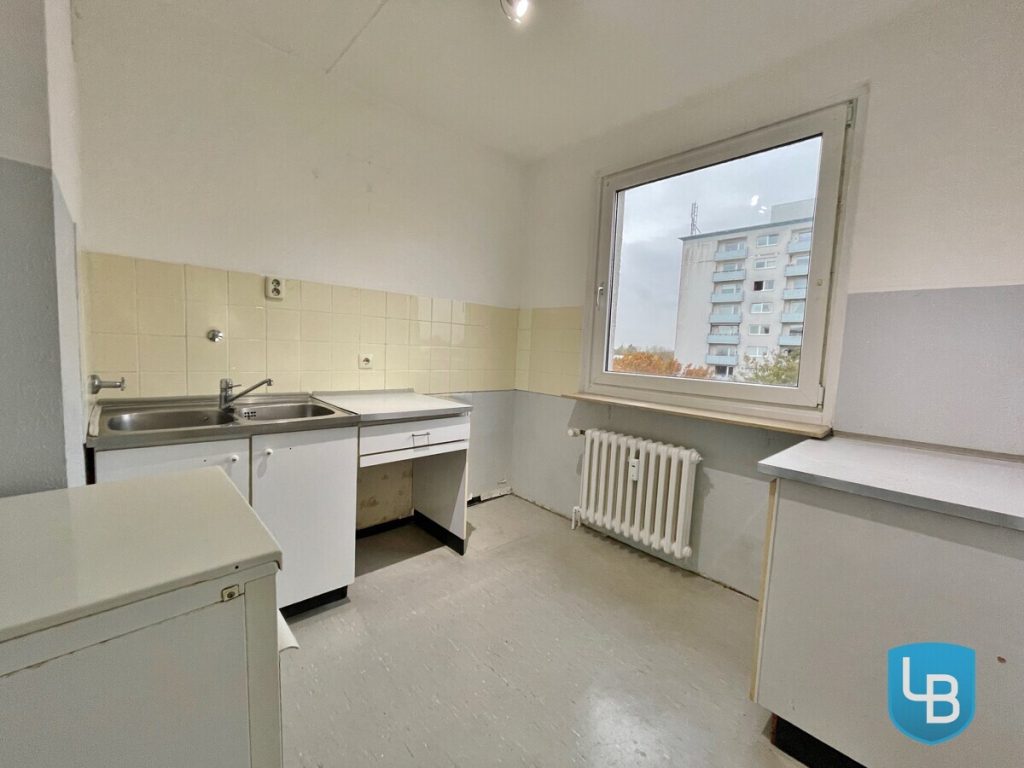 Immobilienangebot - Kiel - Alle & Rest (Wohnen) - Freie Wohnung mit Renovierungsbedarf in Schilksee