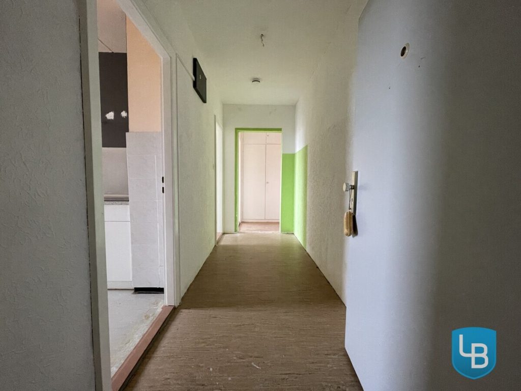 Immobilienangebot - Kiel - Alle & Rest (Wohnen) - Freie Wohnung mit Renovierungsbedarf in Schilksee