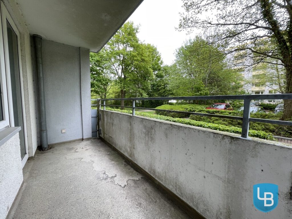 Immobilienangebot - Kiel - Alle & Rest (Wohnen) - Freie Wohnung im Hochparterre mit Renovierungs- und Modernisierungsbedarf in Schilksee
