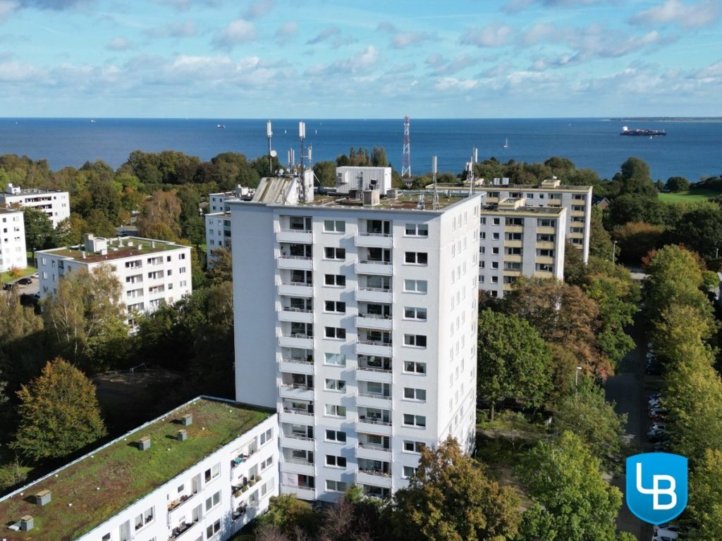 Von oben Immobilienangebot - Kiel - Alle & Rest (Wohnen) - Freie modernisierte Wohnung sucht neuen Eigentümer
