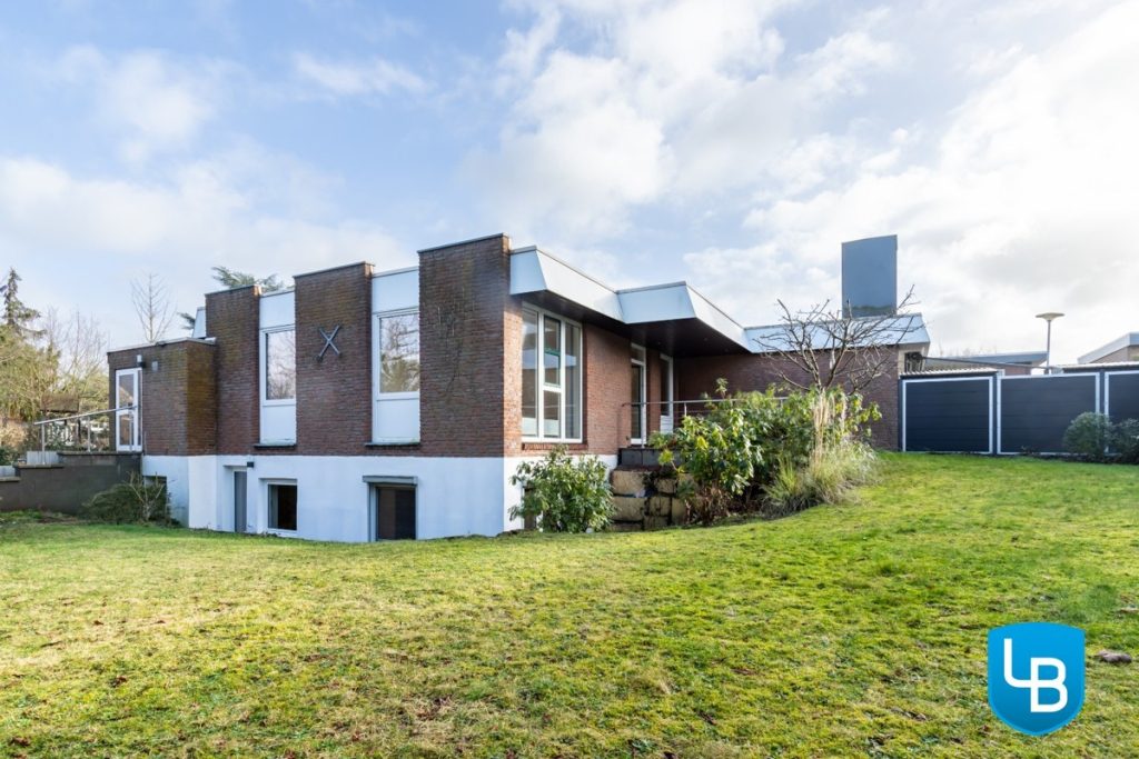 Immobilienangebot - Lübeck /St.Jürgen - Alle & Rest (Wohnen) - Ruhige Lage und viel Platz: Großzügige Doppelhaushälfte im Bungalowstil zur Miete
