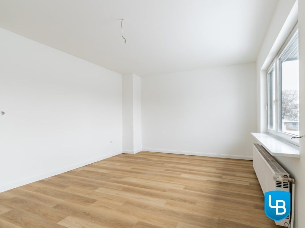 Immobilienangebot - Plön - Alle & Rest (Wohnen) - Ein- bis Zweifamilienhaus mit Weitblick am Schöhsee! 
Jüngst umfassend renoviert!