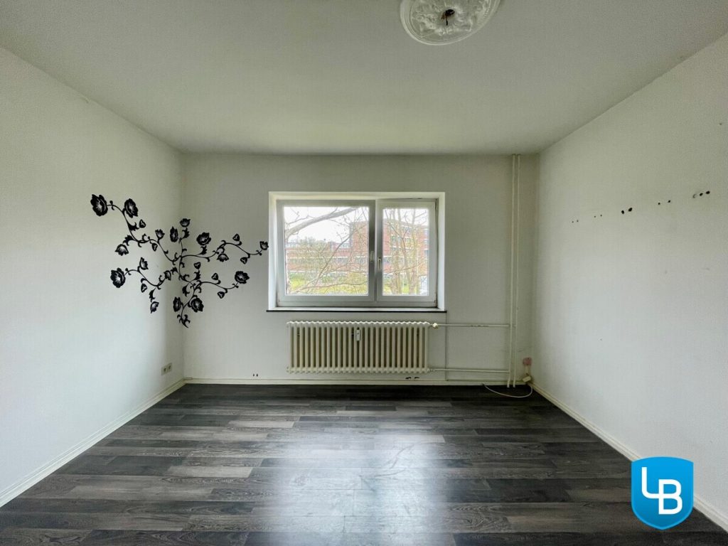 Immobilienangebot - Kiel - Alle & Rest (Wohnen) - Altbauwohnung mit viel Potenzial in Kiel - Schreventeich!