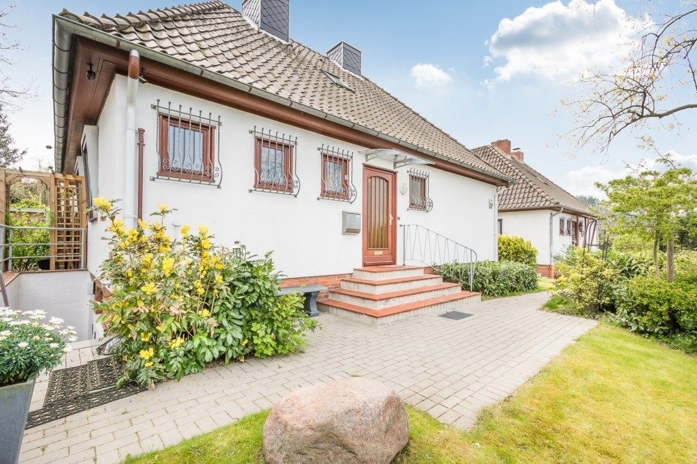 Immobilienangebot - Plön - Alle & Rest (Wohnen) - Gepflegtes und geschmackvoll renoviertes Haus in zentraler Lage
