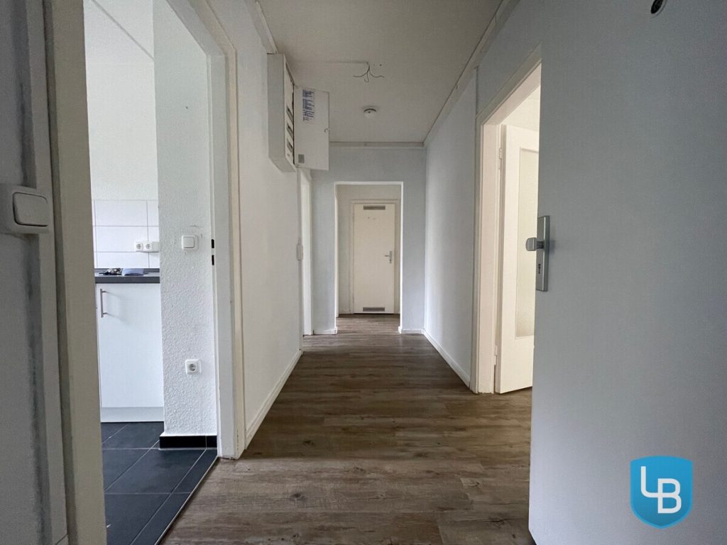 Immobilienangebot - Kiel - Alle & Rest (Wohnen) - Modernisierte Eigentumswohnung in Projensdorf