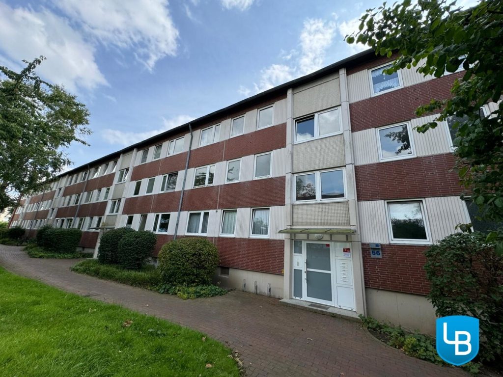 Gebäudeansicht Immobilienangebot - Kiel - Alle & Rest (Wohnen) - Schön gelegene Eigentumswohnung mit Sanierungsbedarf in Kiel-Projensdorf