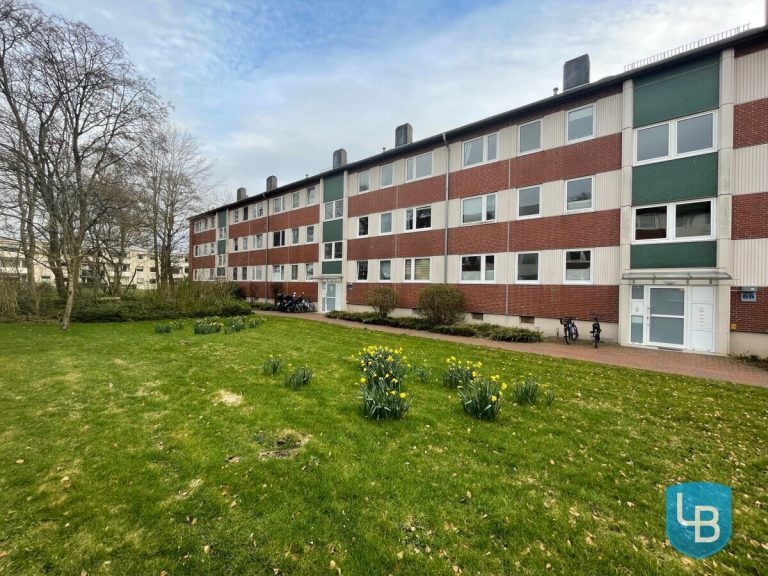 Immobilienangebot - Kiel - Alle & Rest (Wohnen) - Beliebte Eigentumswohnung mit Loggia in Kiel-Projensdorf!