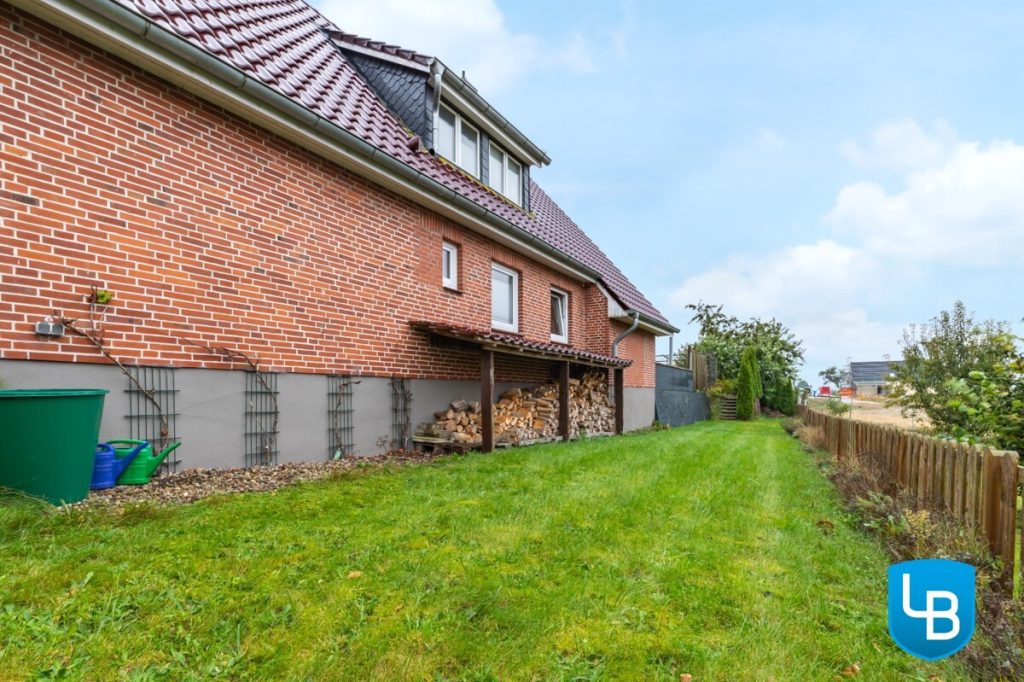 Immobilienangebot - Bösdorf / Kleinmeinsdorf - Alle & Rest (Wohnen) - Familienparadies auf großem Grundstück: Gepflegtes und modernisiertes EFH mit weitläufigem Garten