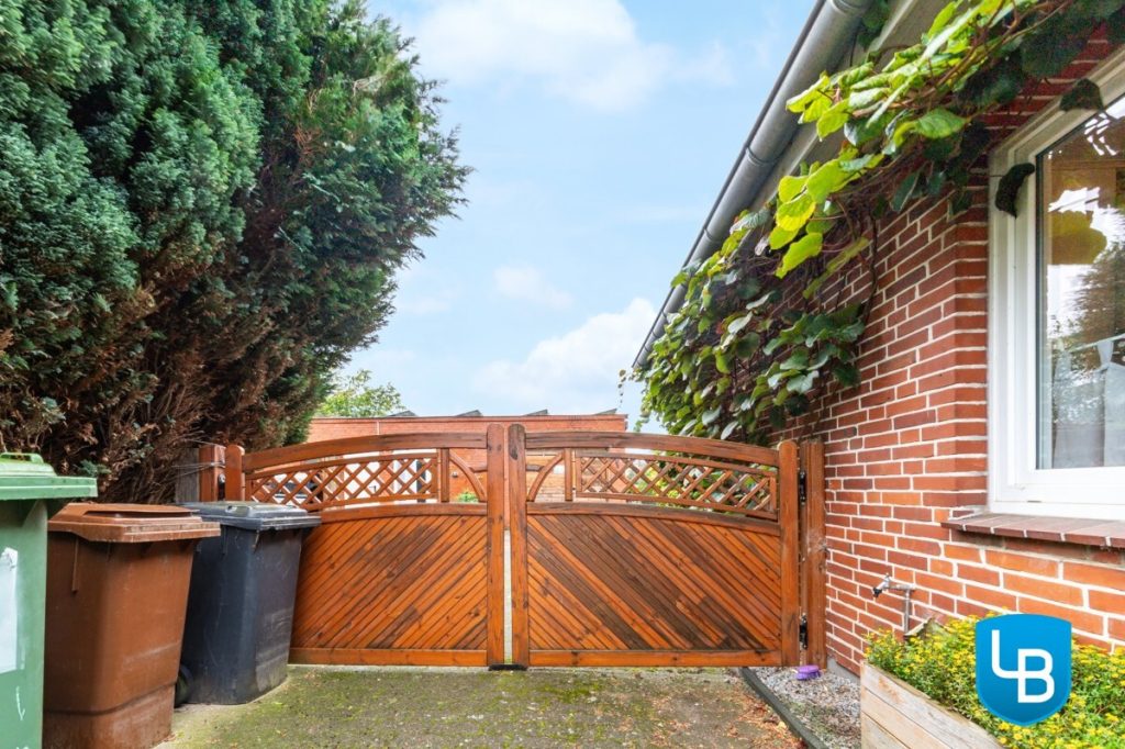 Immobilienangebot - Bösdorf / Kleinmeinsdorf - Alle & Rest (Wohnen) - Familienparadies auf großem Grundstück: Gepflegtes und modernisiertes EFH mit weitläufigem Garten
