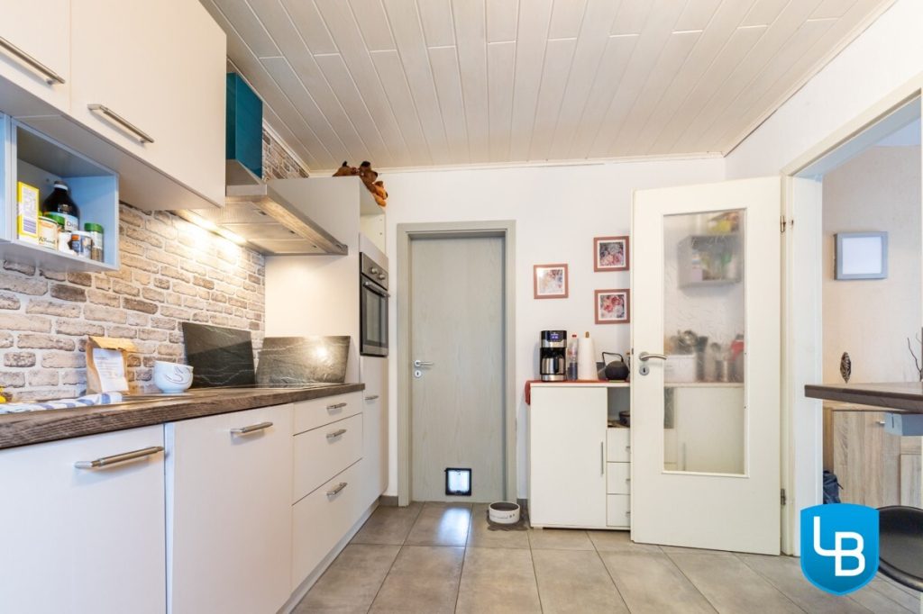 Immobilienangebot - Bösdorf / Kleinmeinsdorf - Alle & Rest (Wohnen) - Familienparadies auf großem Grundstück: Gepflegtes und modernisiertes EFH mit weitläufigem Garten