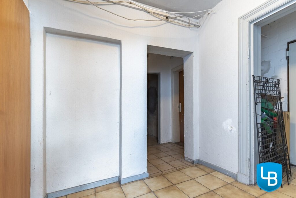 Immobilienangebot - Plön - Alle & Rest (Wohnen) - MFH mit 5 Wohneinheiten und kleinem Büro in verkehrsgünstiger Lage Plöns