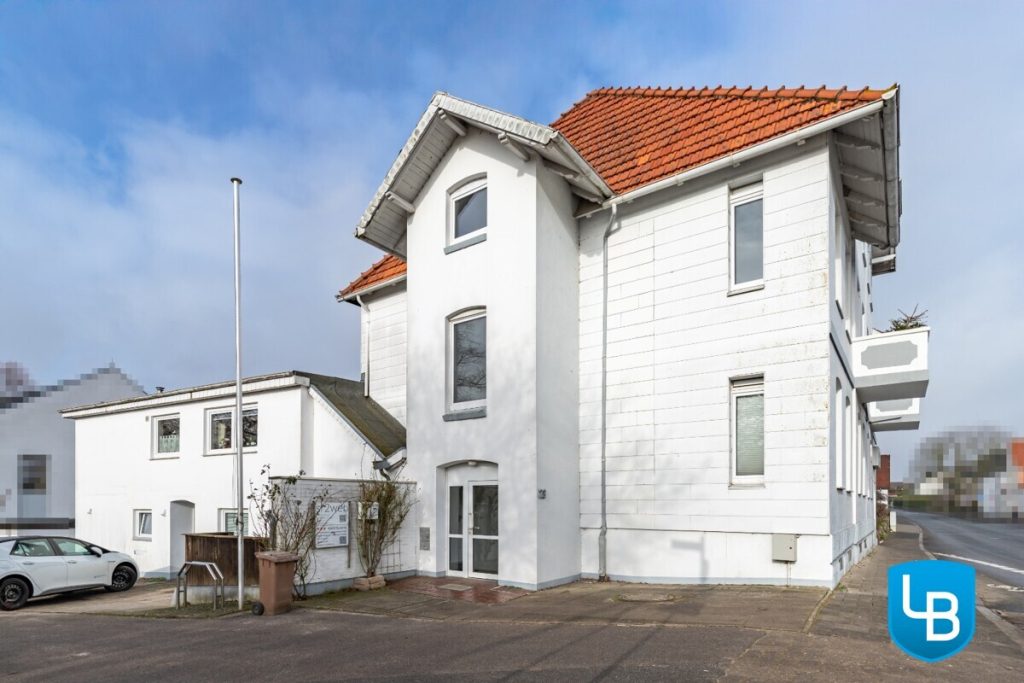 Immobilienangebot - Plön - Alle & Rest (Wohnen) - MFH mit 5 Wohneinheiten und kleinem Büro in verkehrsgünstiger Lage Plöns