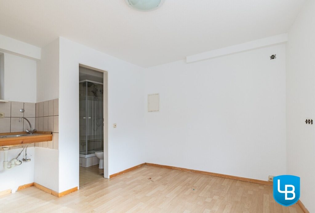 Immobilienangebot - Plön - Alle & Rest (Wohnen) - MFH mit 5 Wohneinheiten und kleinem Büro in verkehrsgünstiger Lage Plöns