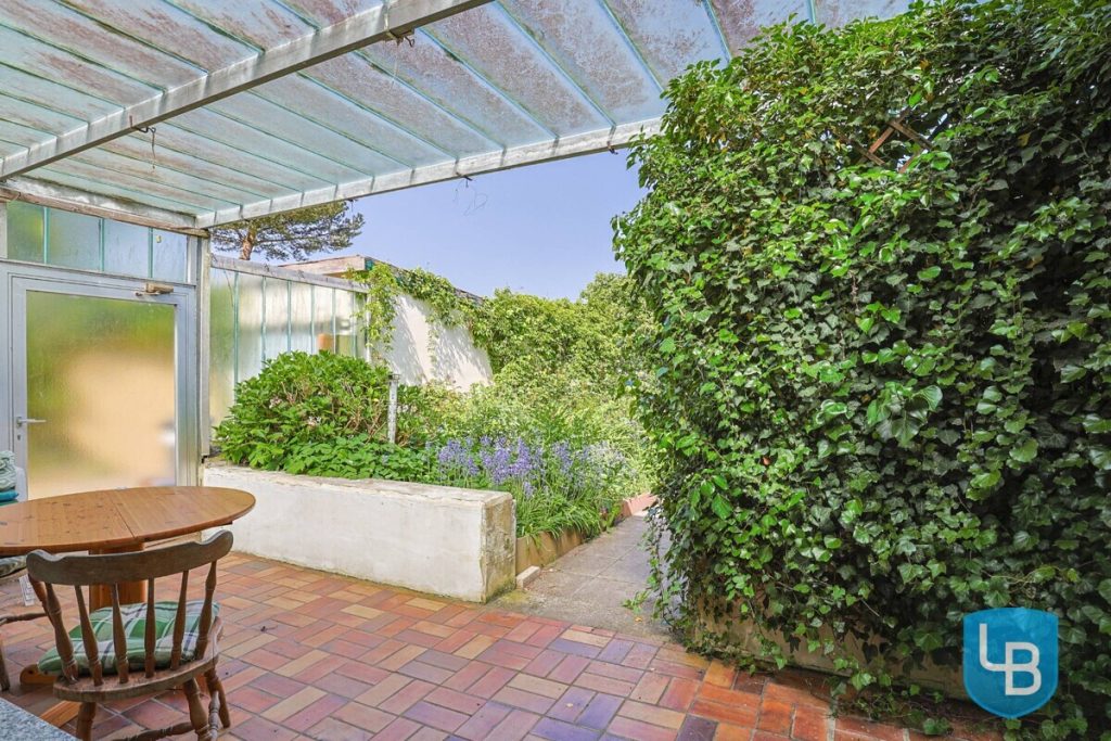Immobilienangebot - Plön - Alle & Rest (Wohnen) - Doppelhaushälfte auf Seegrundstück mit privatem Steg - Willkommen am Trammer See