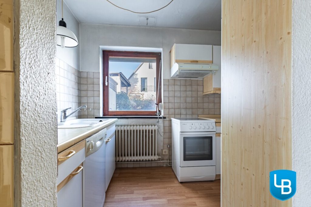 Immobilienangebot - Mönkeberg - Alle & Rest (Wohnen) - Mönkeberg: Einfamilienhaus mit Sanierungsbedarf auf kleinem Grundstück