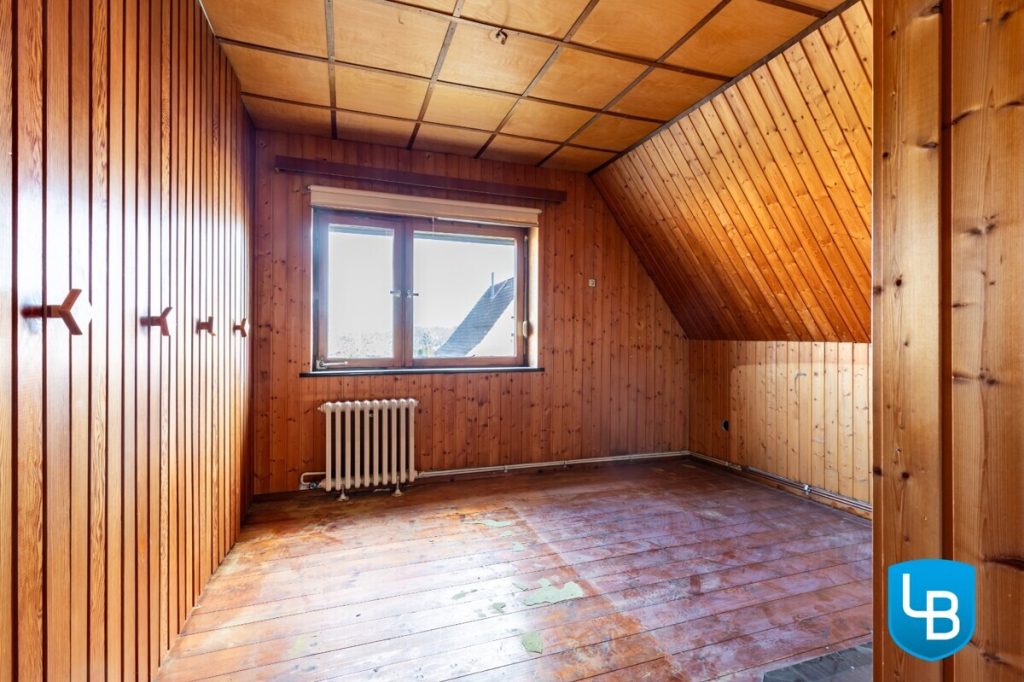 Immobilienangebot - Mönkeberg - Alle & Rest (Wohnen) - Mönkeberg: Einfamilienhaus mit Sanierungsbedarf auf kleinem Grundstück