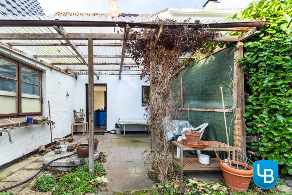 Immobilienangebot - Mönkeberg - Alle & Rest (Wohnen) - Mönkeberg: Einfamilienhaus mit Sanierungsbedarf auf kleinem Grundstück