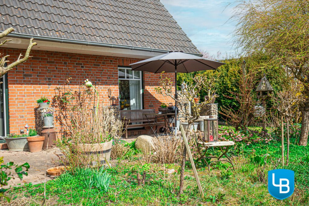 Immobilienangebot - Malente - Alle & Rest (Wohnen) - Einfamilienhaus mit großzügigem Garten – Ihr Zuhause im Grünen