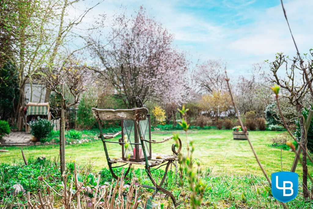 Immobilienangebot - Malente - Alle & Rest (Wohnen) - Einfamilienhaus mit großzügigem Garten – Ihr Zuhause im Grünen