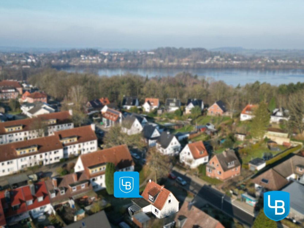 Immobilienangebot - Plön - Alle & Rest (Wohnen) - Zum Wachküssen: Einfamilienhaus wartet auf den zweiten Frühling
