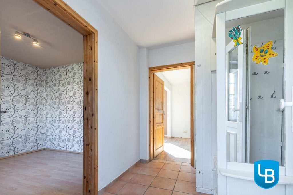Immobilienangebot - Plön - Alle & Rest (Wohnen) - Zum Wachküssen: Einfamilienhaus wartet auf den zweiten Frühling