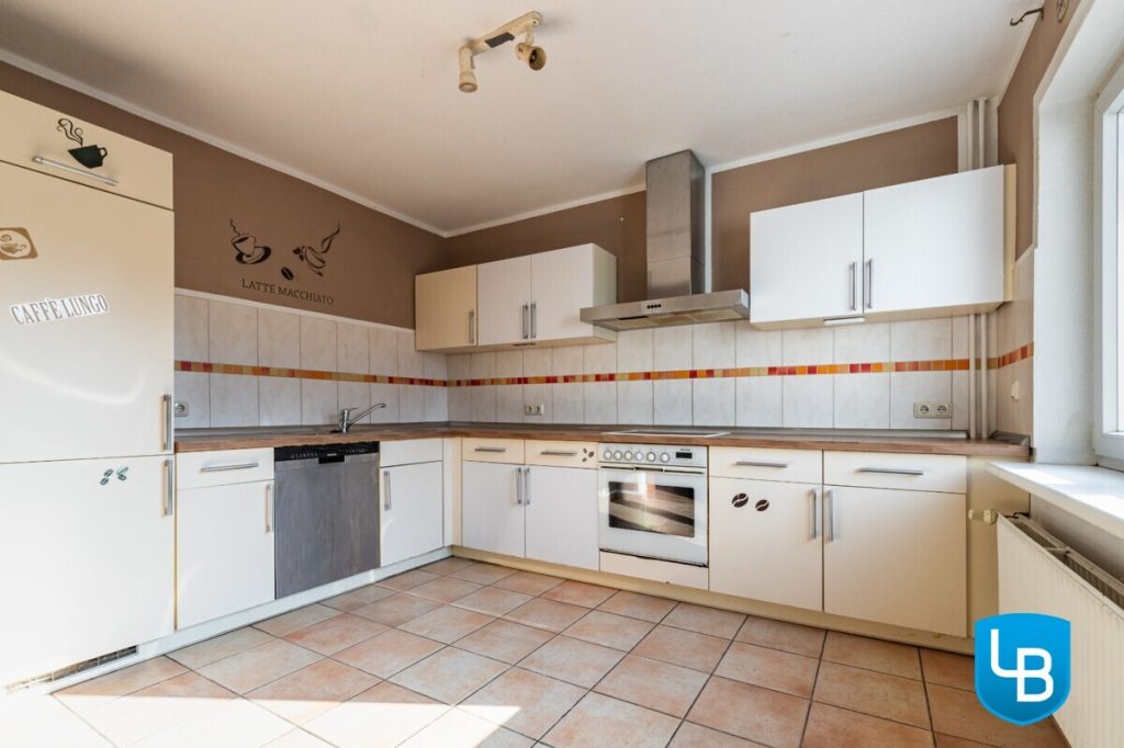 Immobilienangebot - Plön - Alle & Rest (Wohnen) - Zum Wachküssen: Einfamilienhaus wartet auf den zweiten Frühling