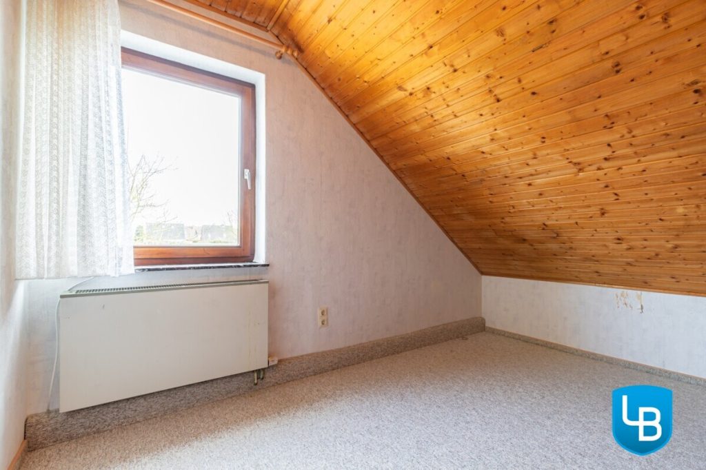 Immobilienangebot - Bösdorf / Kleinmeinsdorf - Alle & Rest (Wohnen) - Einfamilienhaus in Feldrandlage freut sich auf den zweiten Frühling