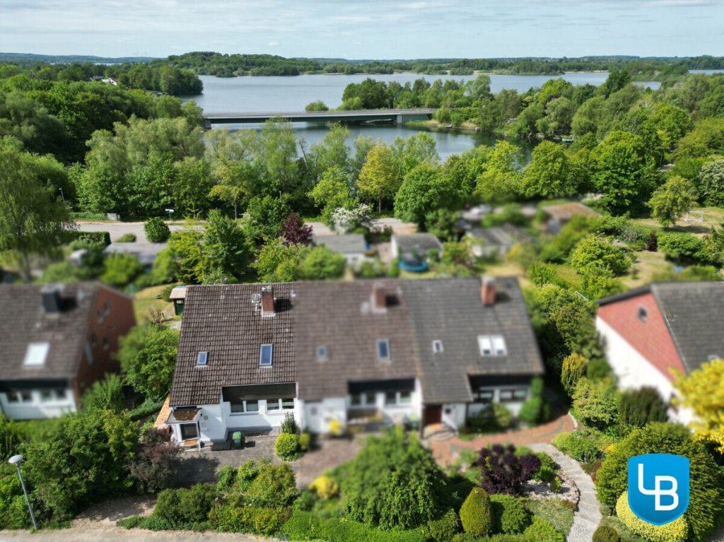 Immobilienangebot - Plön - Alle & Rest (Wohnen) - Viel Platz in Plön Appelwarder- Reihenendhaus mit herrlichem Grundstück